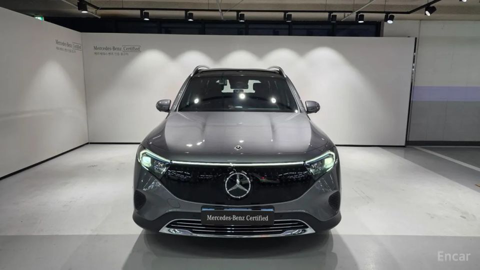 Mercedes-Benz EQB