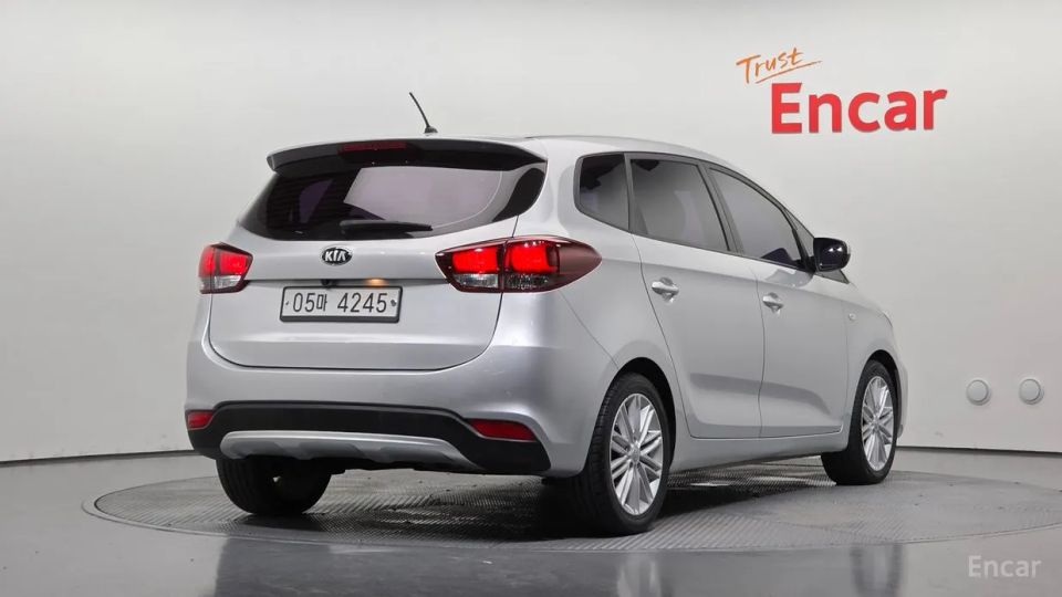 Kia Carens