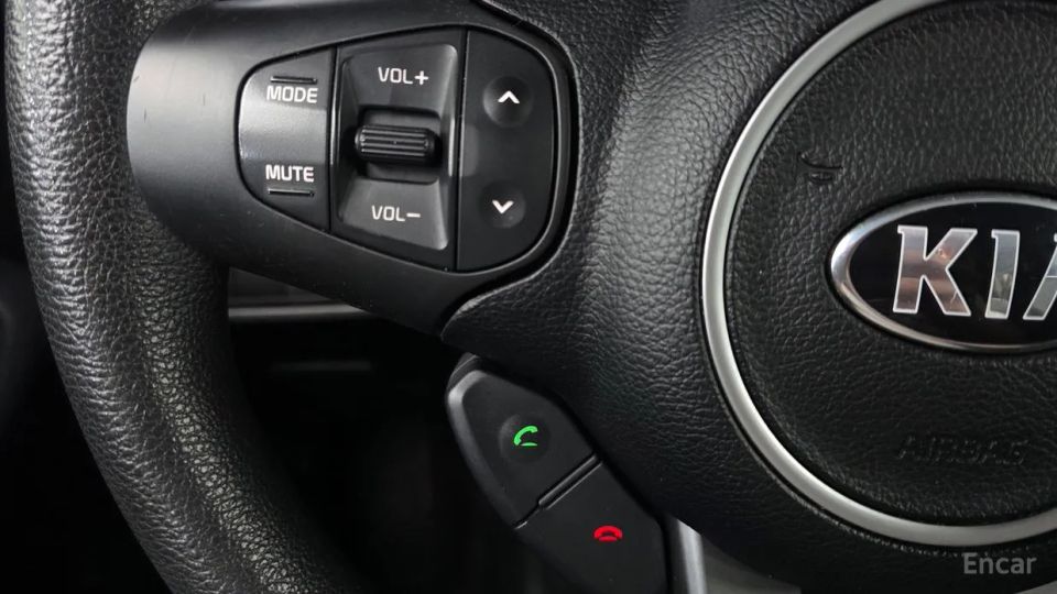 Kia Carens