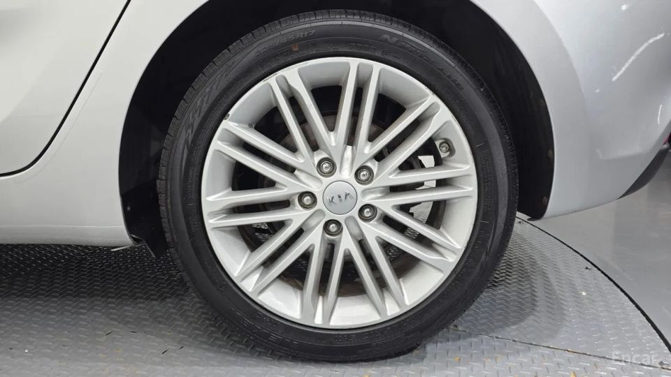 Kia Carens