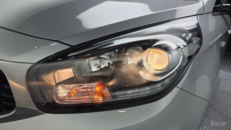 Kia Carens