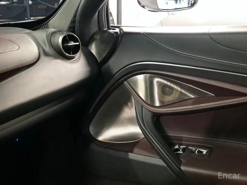 Mclaren 720S