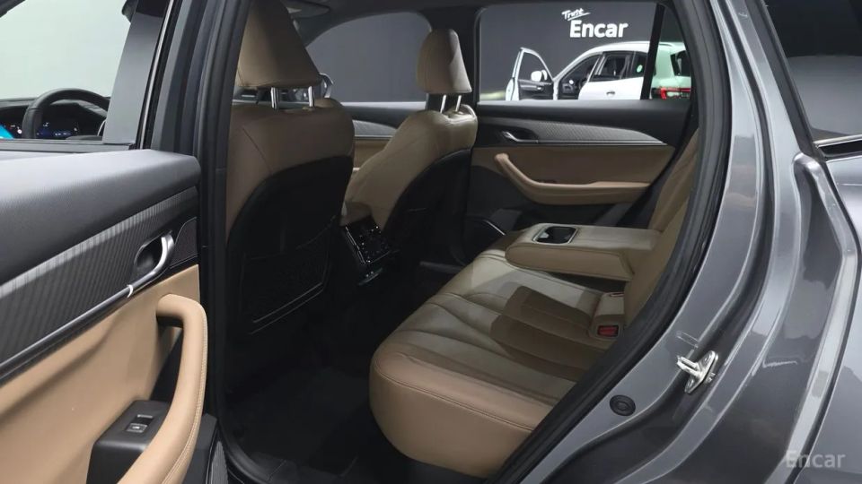Renault-KoreaSamsung Grand Koleos