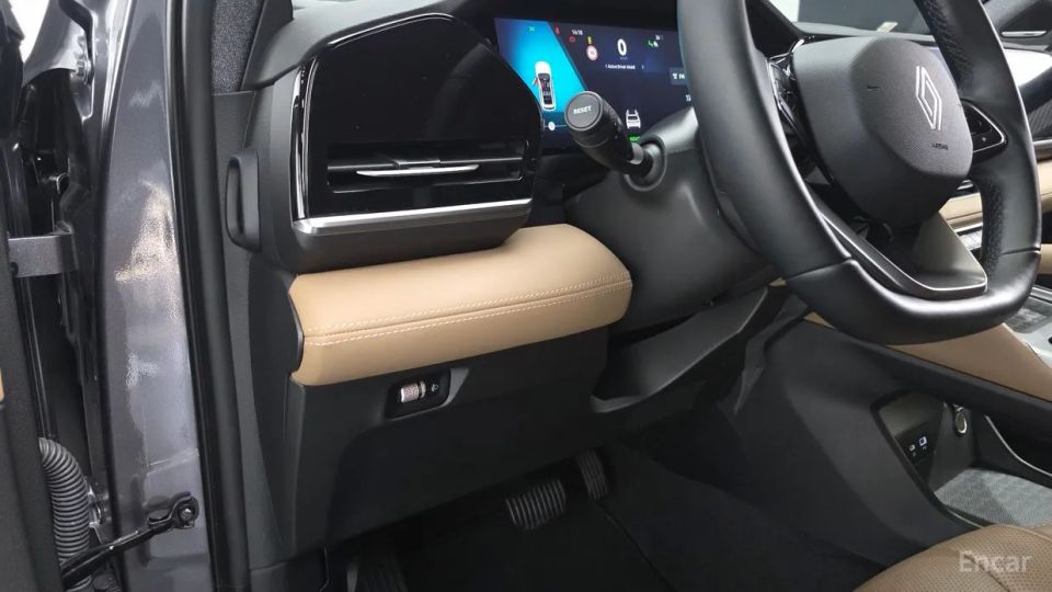 Renault-KoreaSamsung Grand Koleos