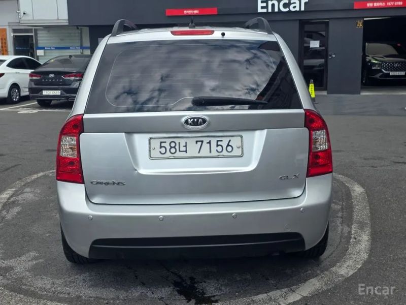 Kia Carens