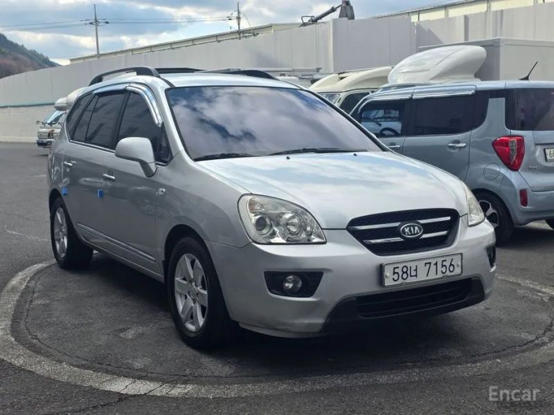 Kia Carens