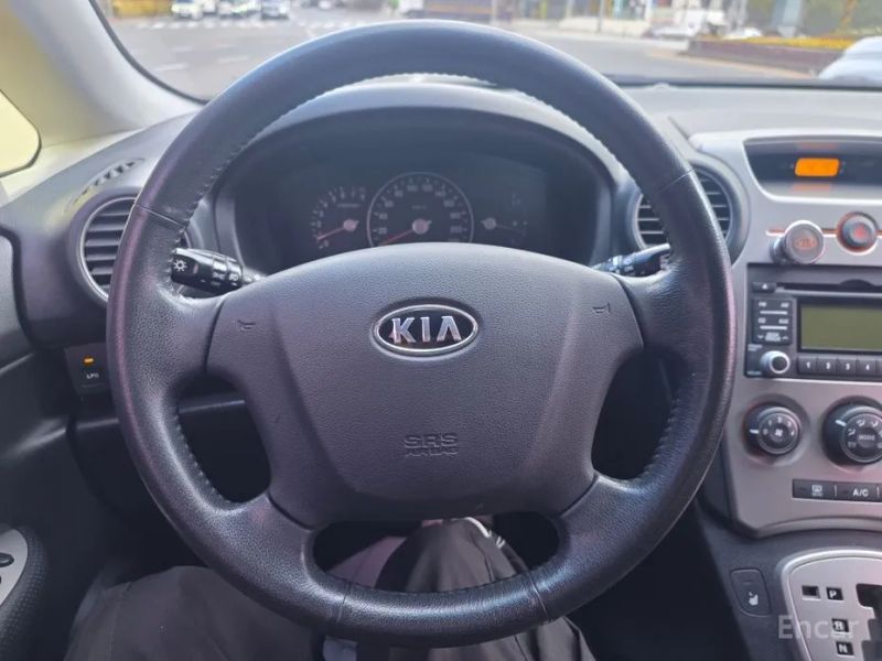Kia Carens