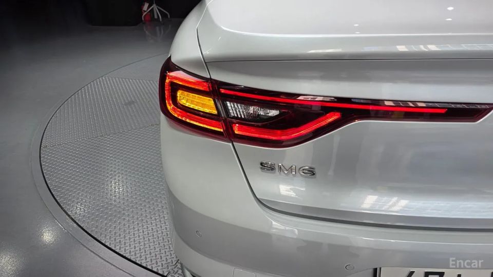 Renault-KoreaSamsung SM6