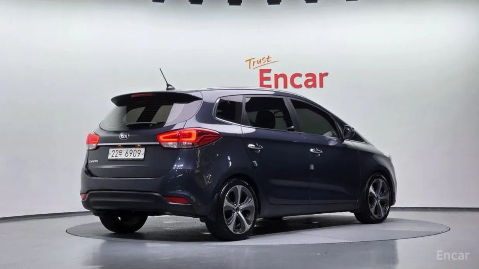 Kia Carens