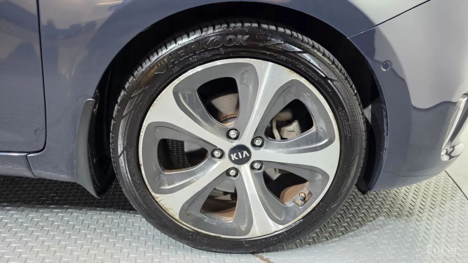 Kia Carens