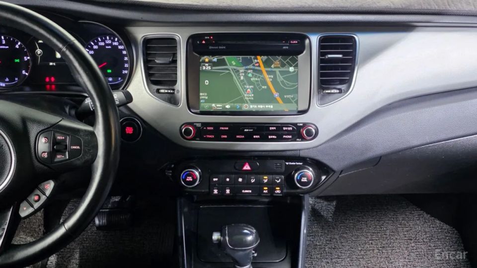 Kia Carens