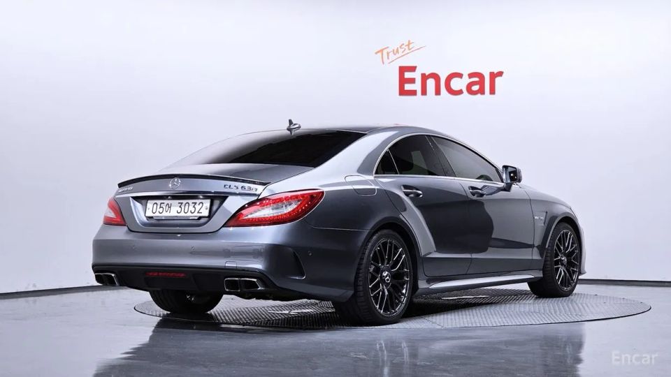Mercedes-Benz CLS-Class
