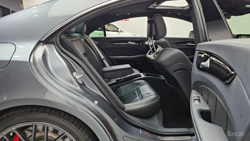 Mercedes-Benz CLS-Class
