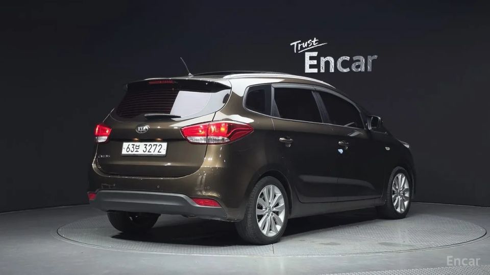 Kia Carens