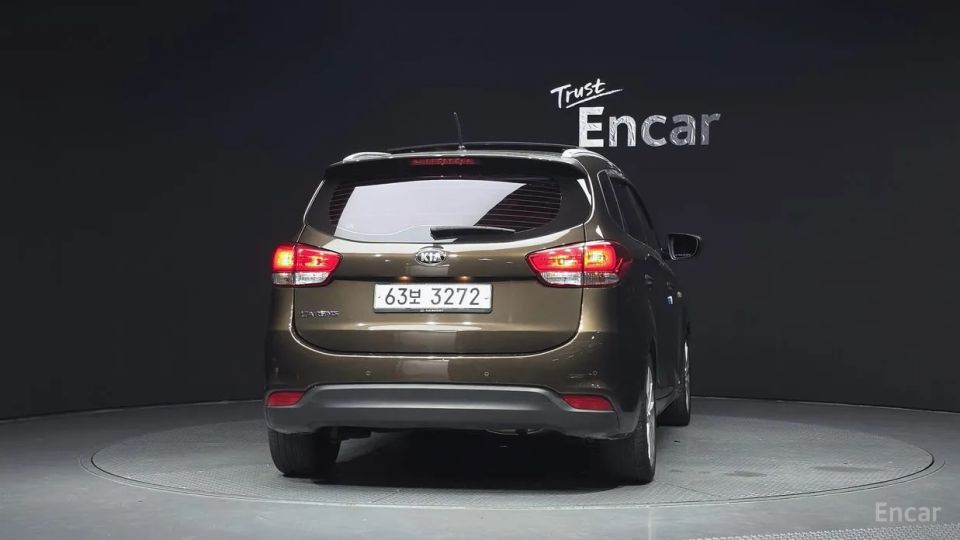 Kia Carens