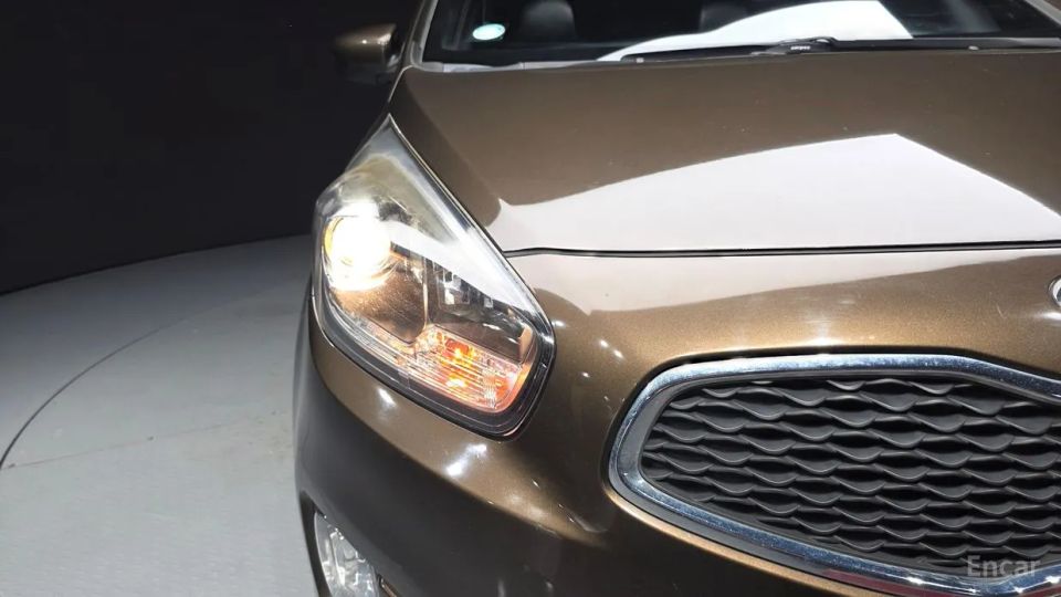 Kia Carens