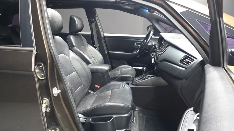 Kia Carens