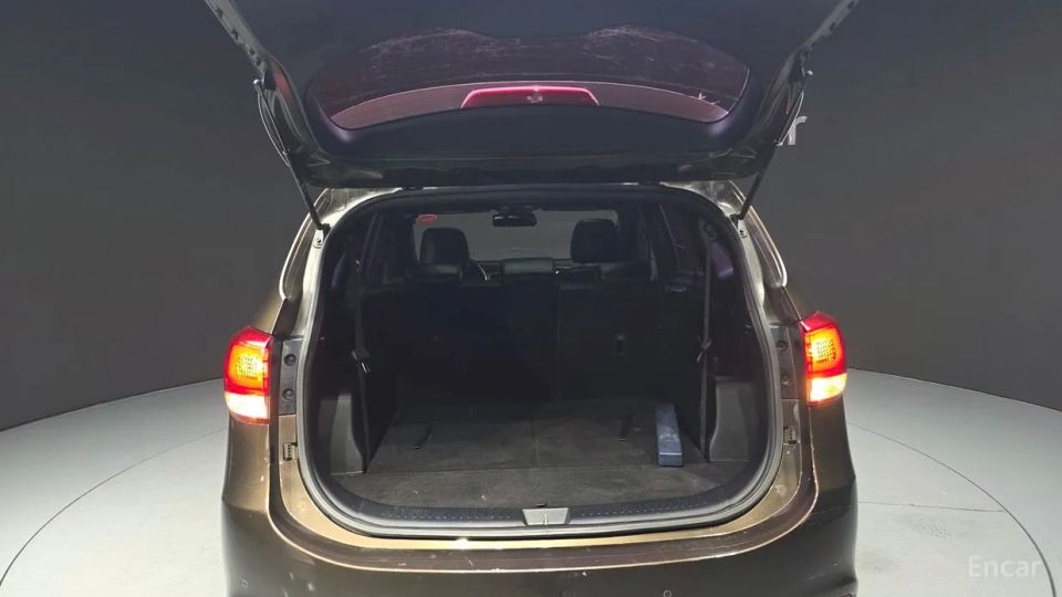 Kia Carens