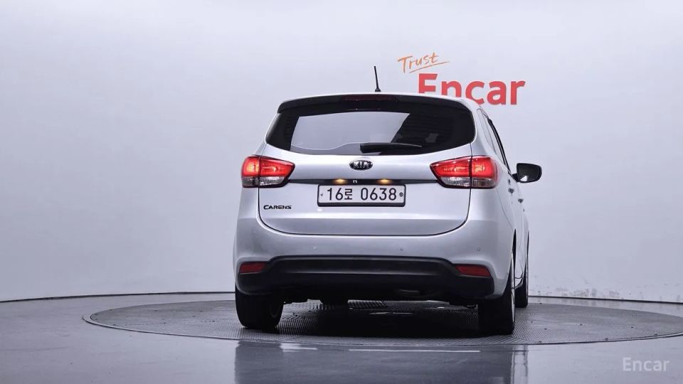Kia Carens