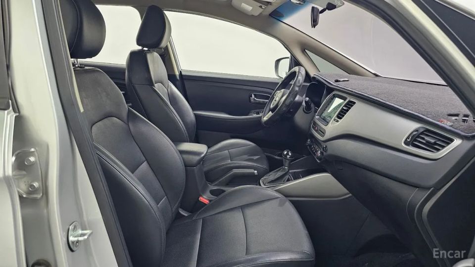 Kia Carens