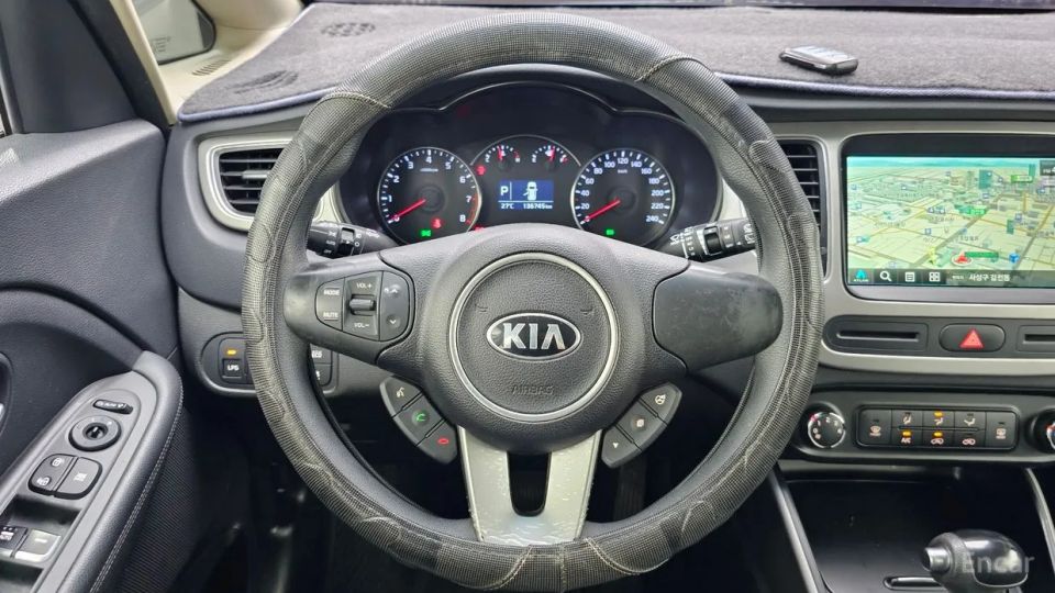 Kia Carens