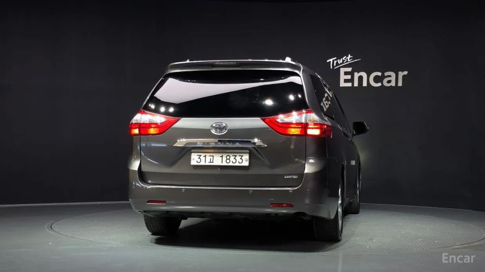 Toyota Sienna
