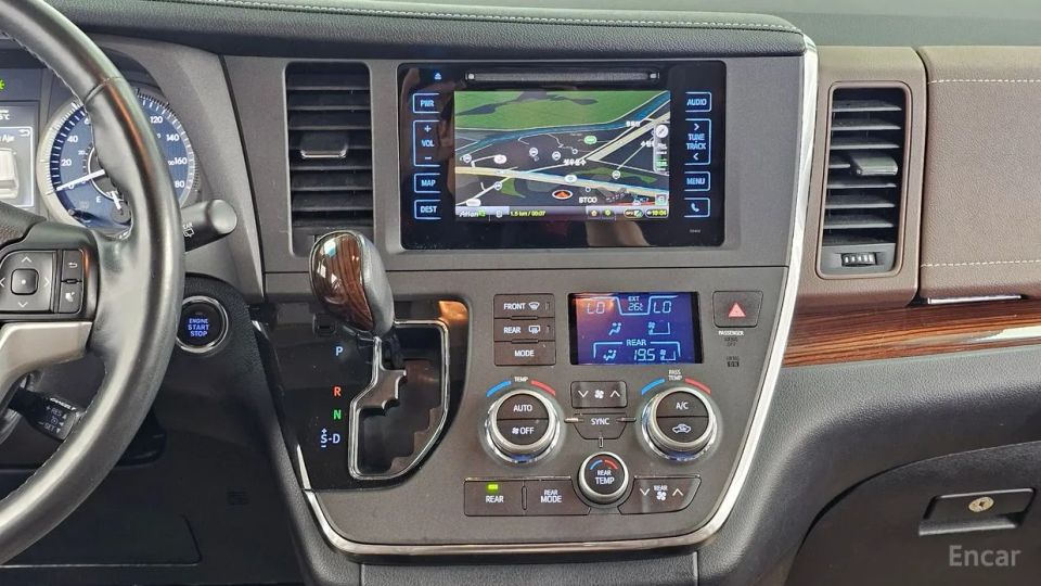 Toyota Sienna