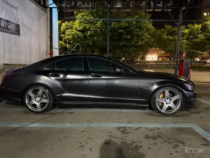 Mercedes-Benz CLS-Class