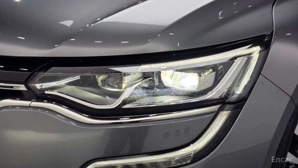Renault-KoreaSamsung SM6
