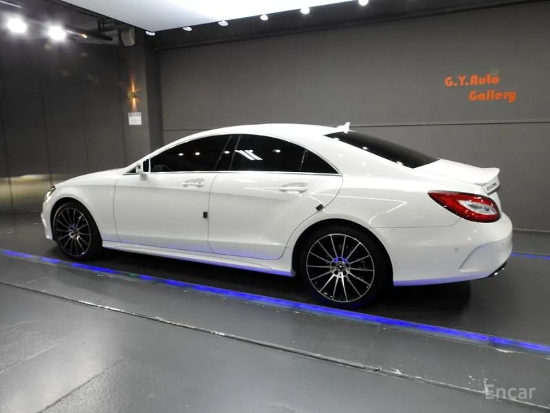 Mercedes-Benz CLS-Class