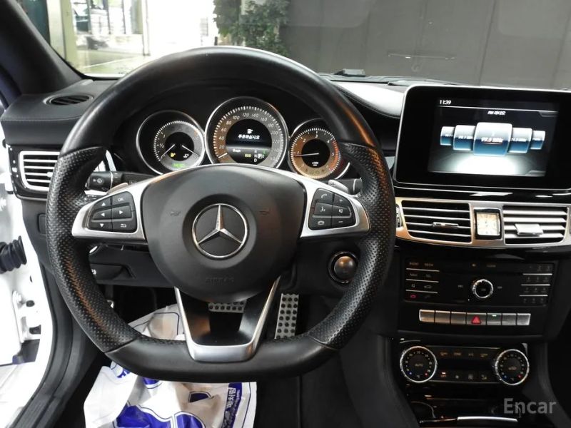 Mercedes-Benz CLS-Class