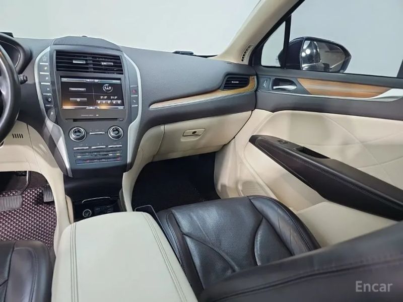 Lincoln MKC