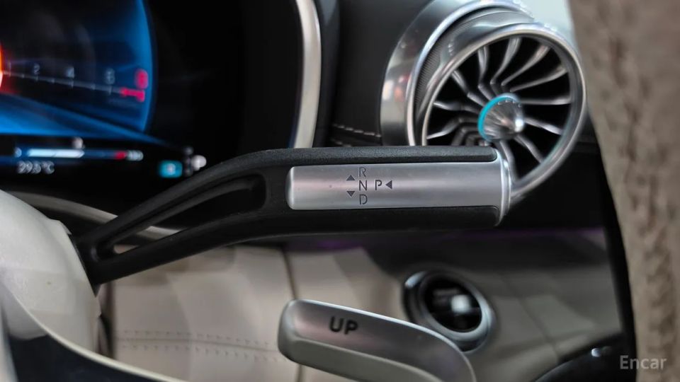 Mercedes-Benz SL-Class