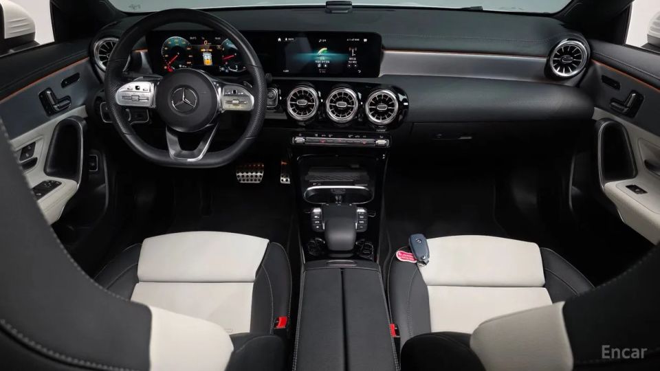 Mercedes-Benz CLA-Class