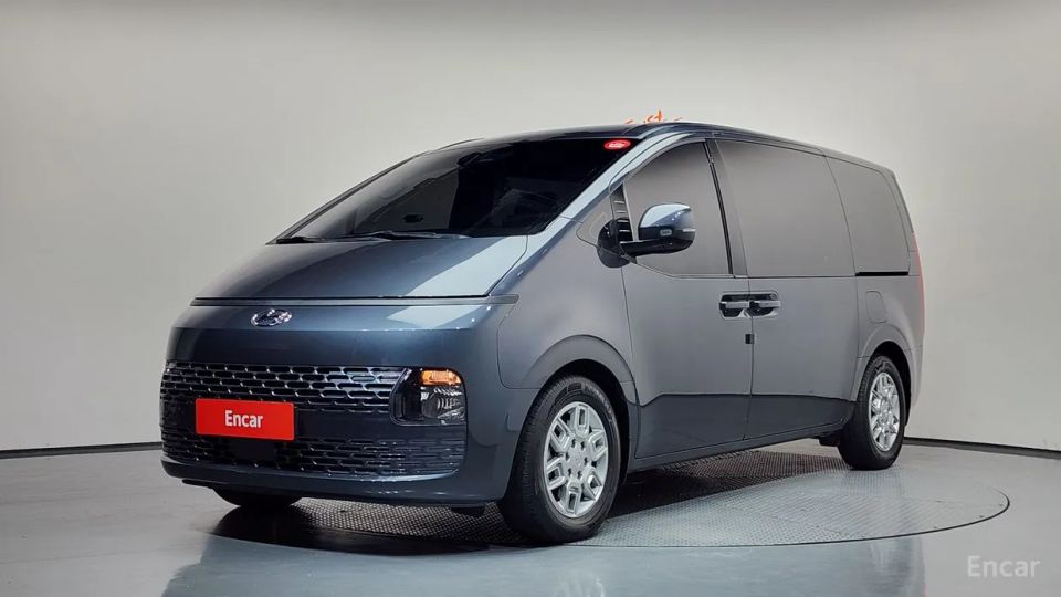 Hyundai Staria