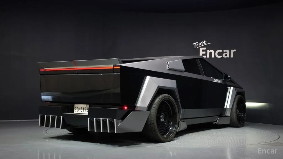 Tesla Cybertruck