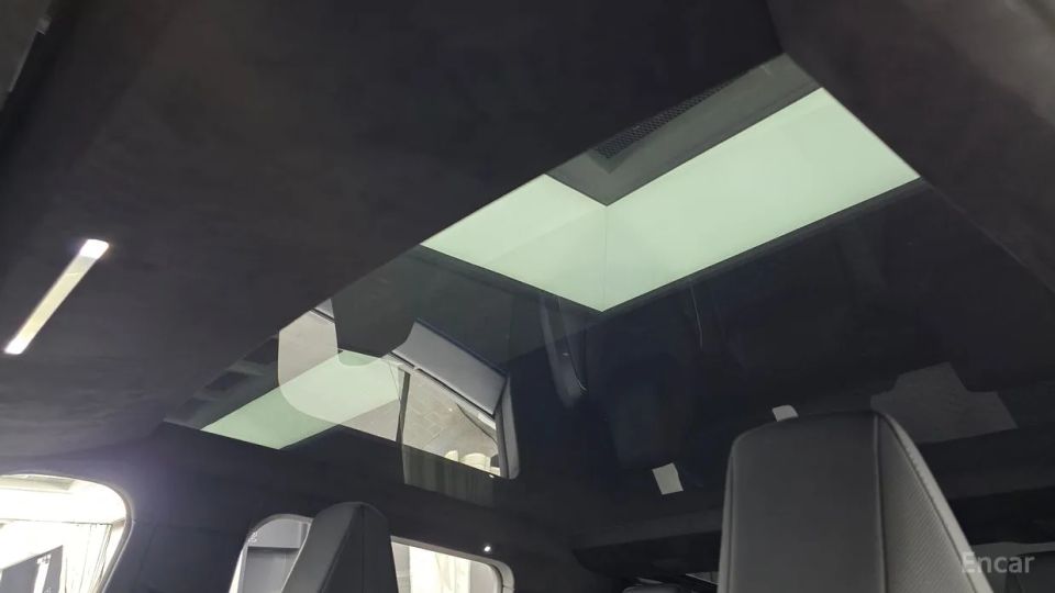 Tesla Cybertruck