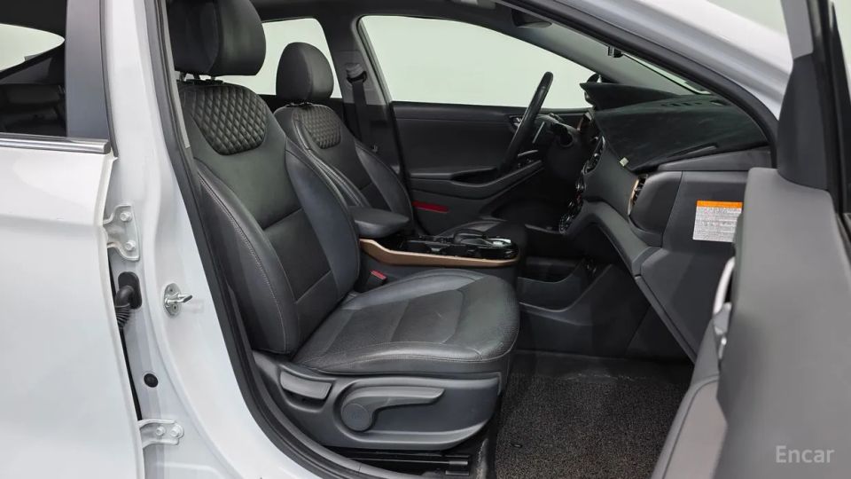 Hyundai Ioniq