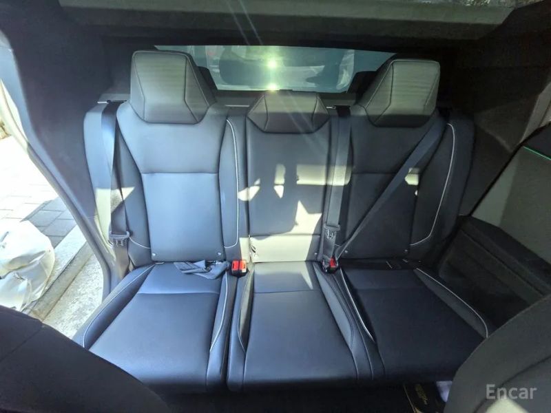 Tesla Cybertruck