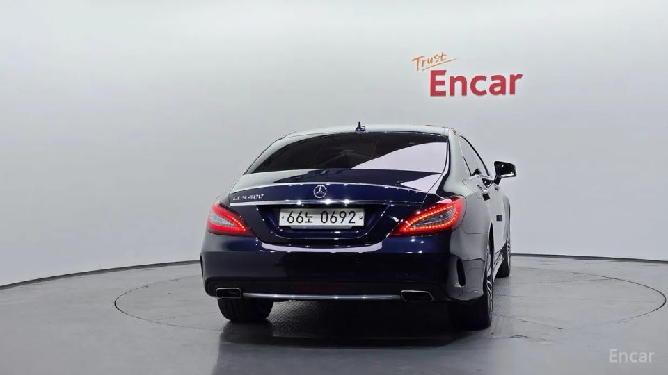 Mercedes-Benz CLS-Class