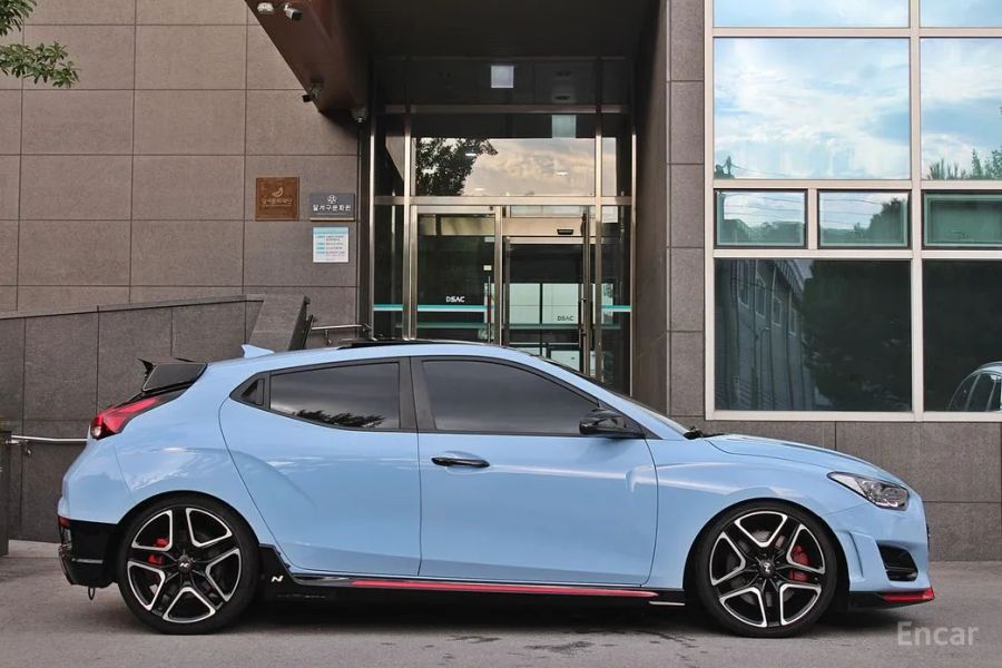 Hyundai Veloster