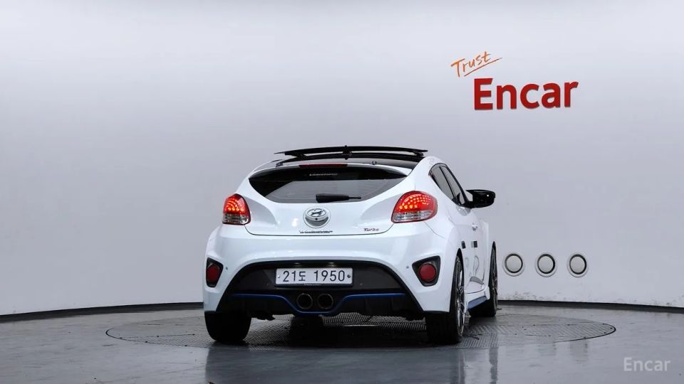Hyundai Veloster