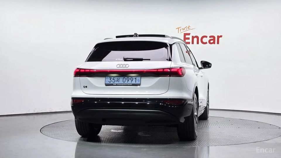 Audi Q6 e-tron