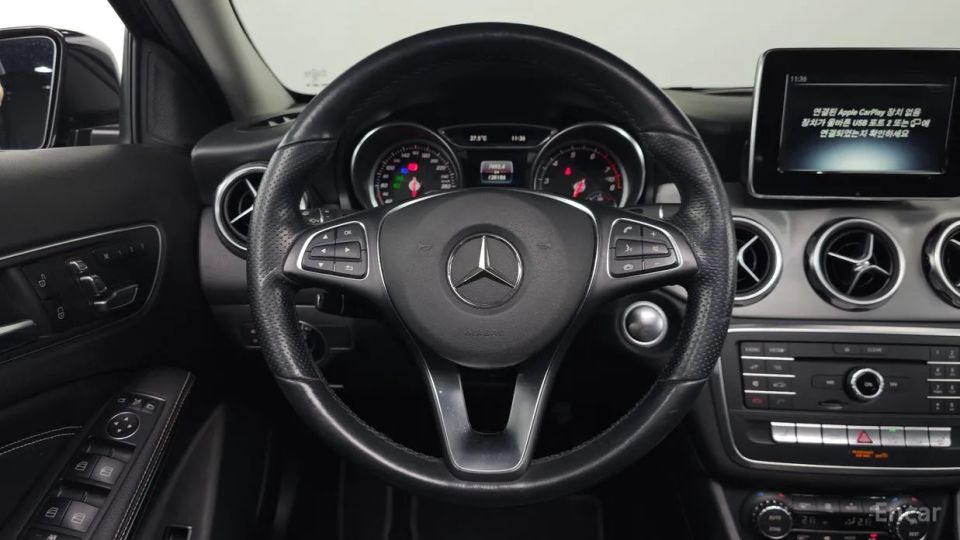 Mercedes-Benz GLA-Class