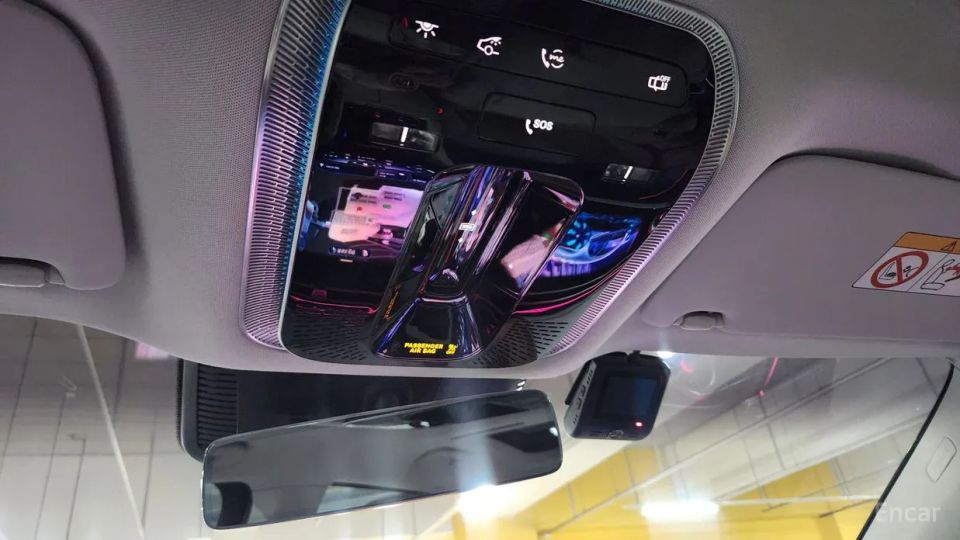 Mercedes-Benz EQS
