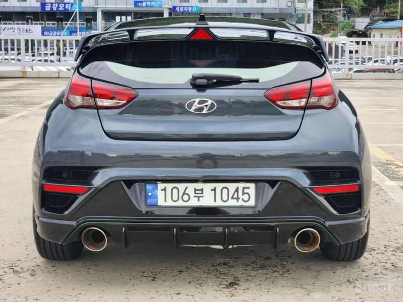 Hyundai Veloster