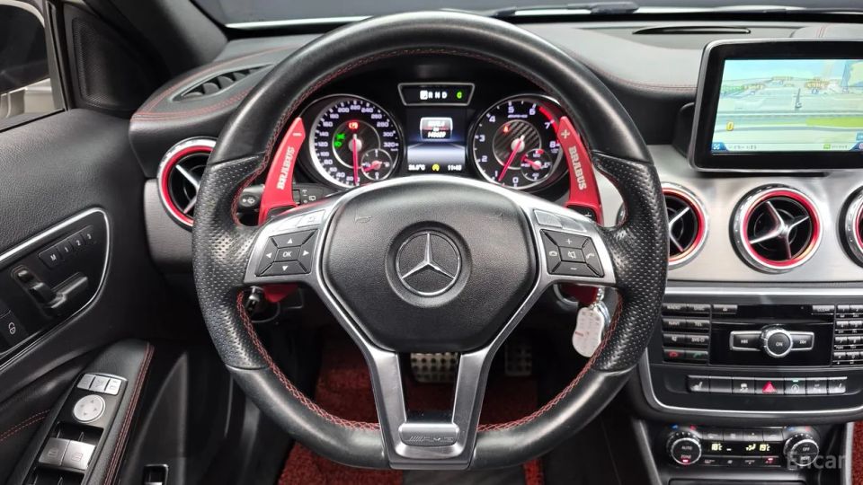 Mercedes-Benz GLA-Class