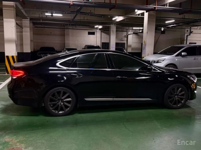 Hyundai Aslan