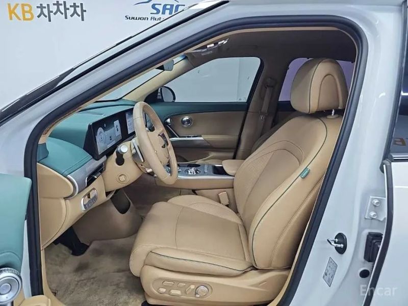 Genesis GV60