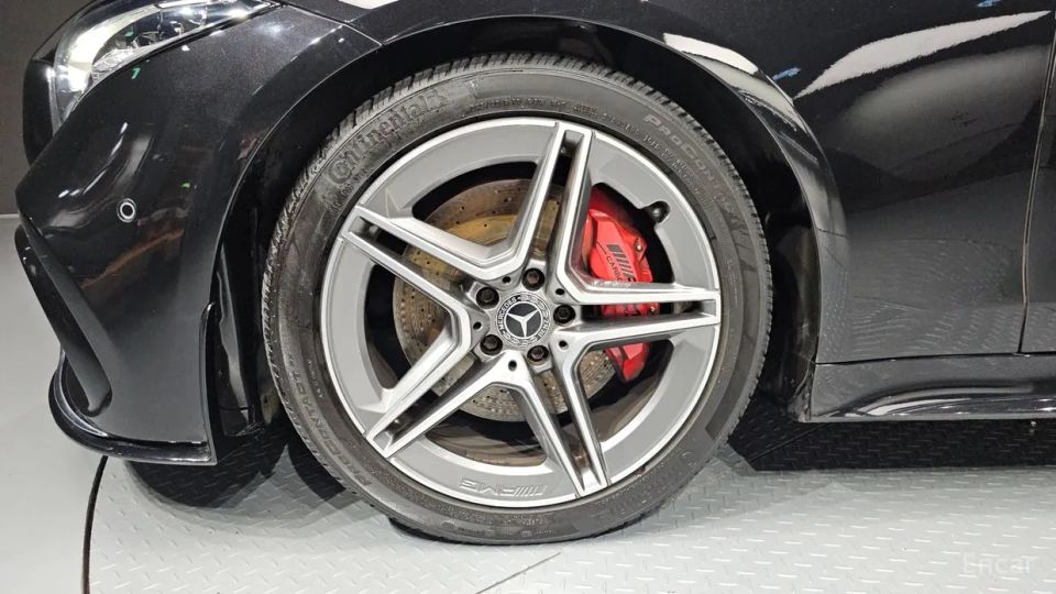 Mercedes-Benz CLS-Class
